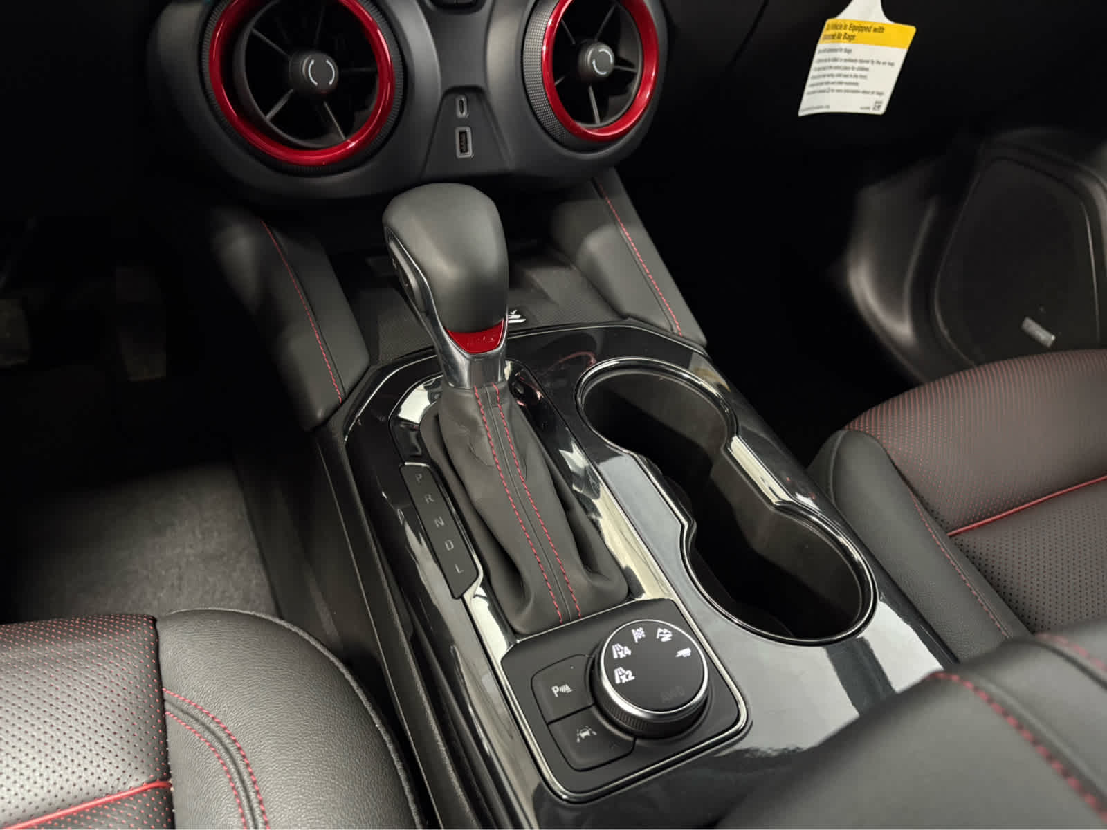 Thumbnail: 2025 Chevrolet Blazer - 21