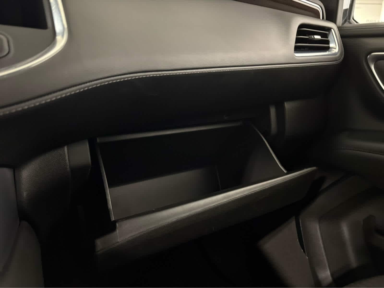 Thumbnail: 2024 GMC Yukon XL - 27