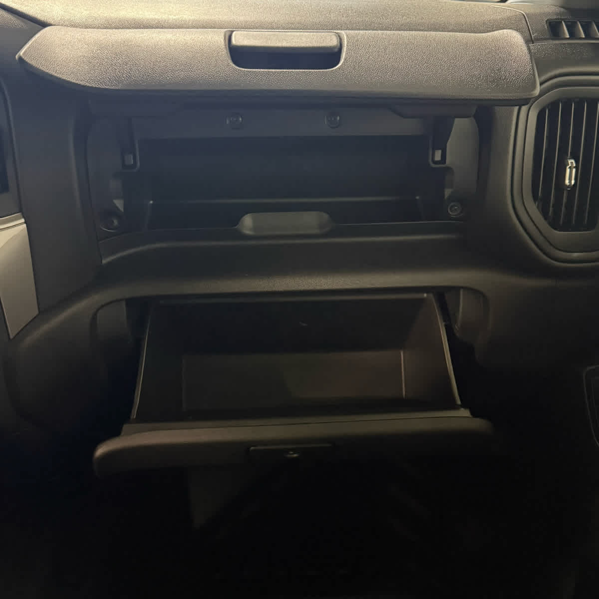 Thumbnail: 2024 GMC Sierra 2500 - 21