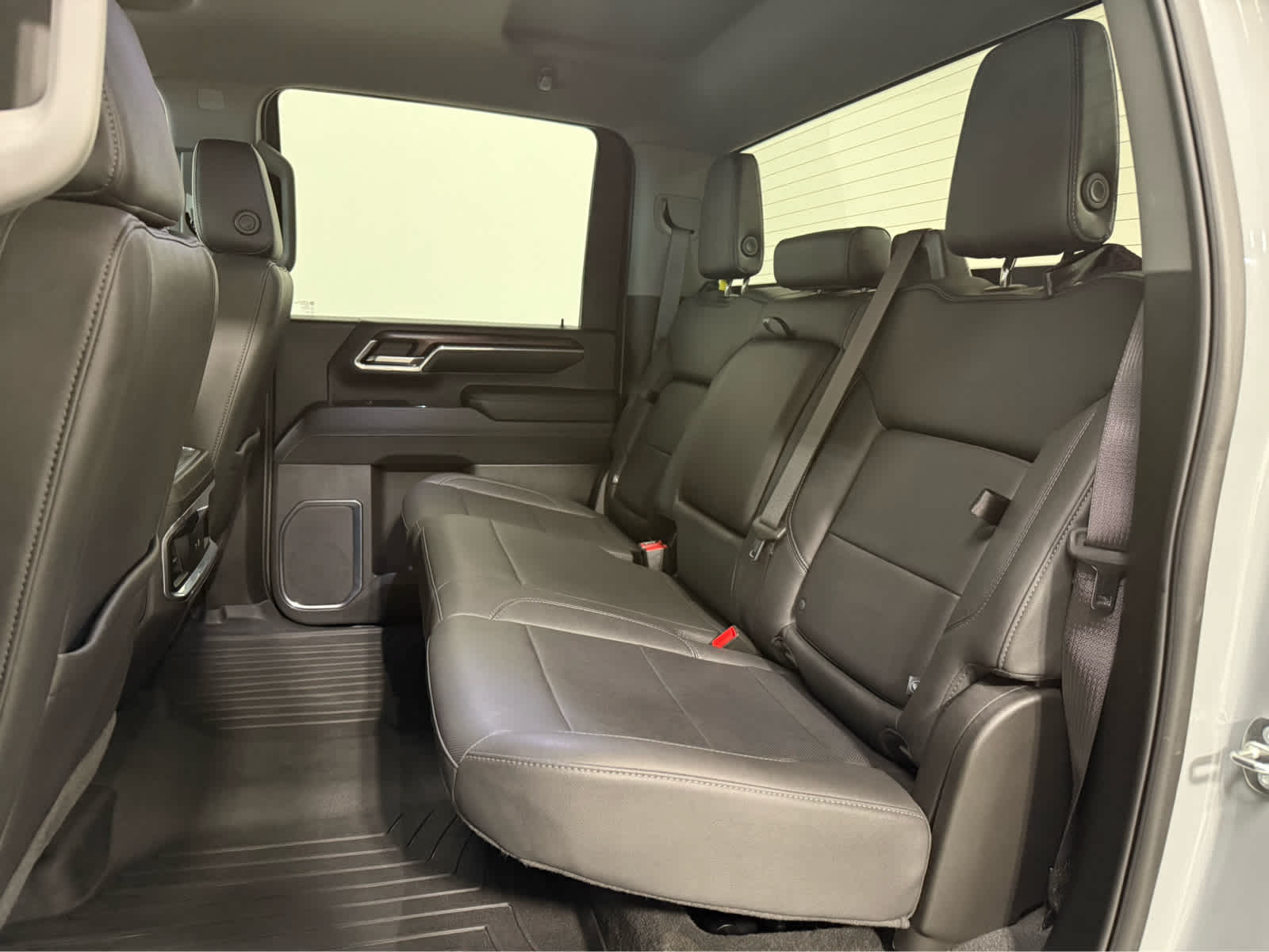 Thumbnail: 2024 GMC Sierra 2500 - 14