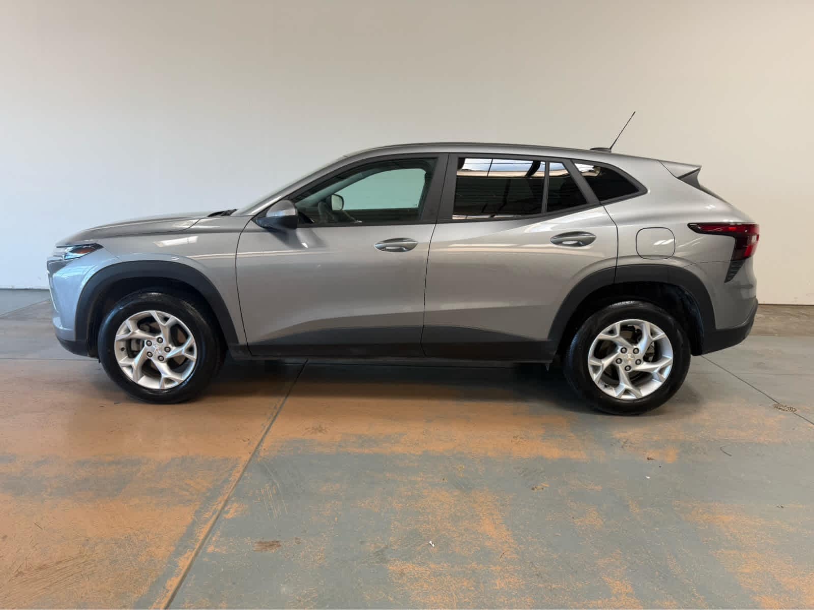 Thumbnail: 2024 Chevrolet Trax - 2