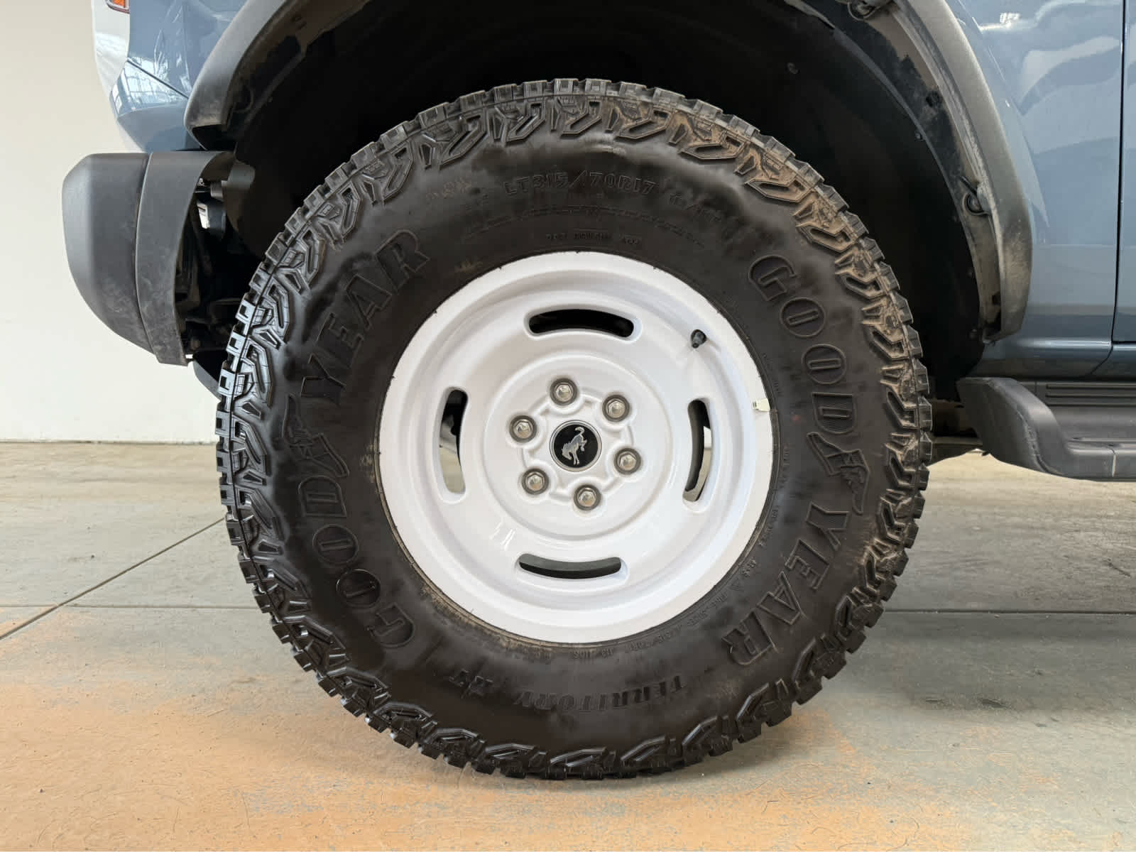 Thumbnail: 2025 Ford Bronco - 8