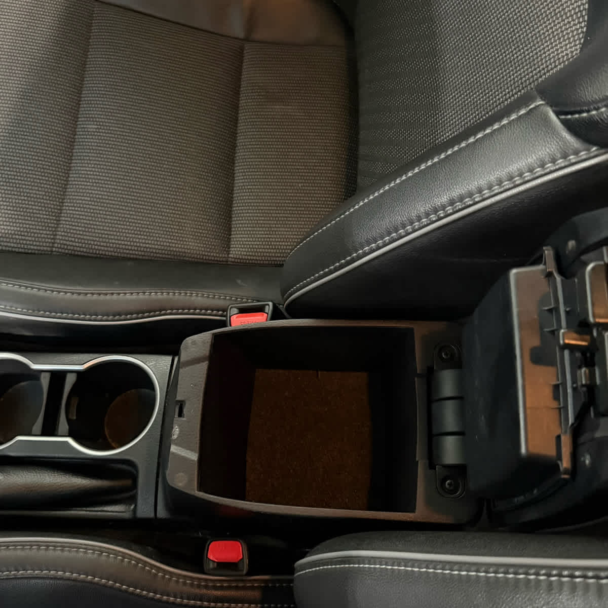 Thumbnail: 2015 Toyota Corolla - 23