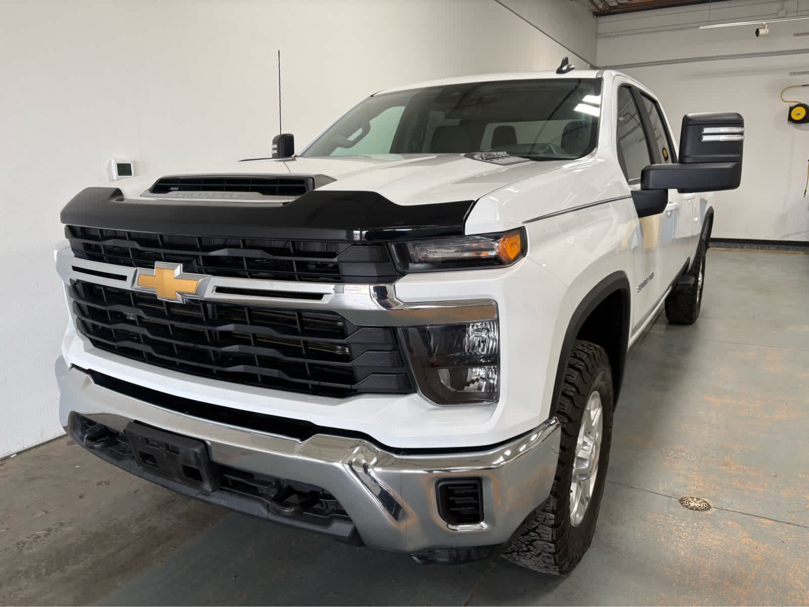 Thumbnail: 2024 Chevrolet Silverado 3500 - 1