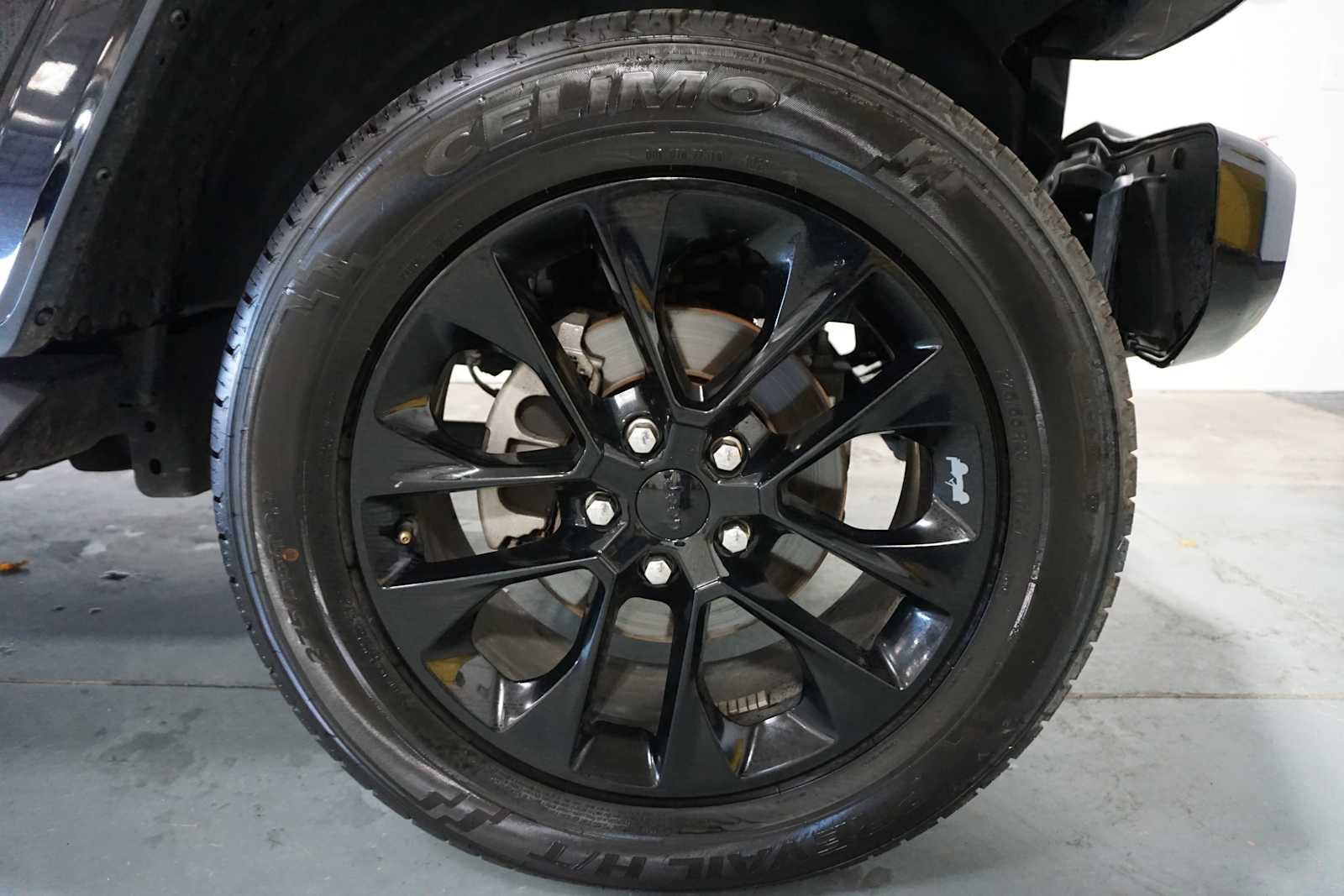 Thumbnail: 2023 Jeep Gladiator - 8