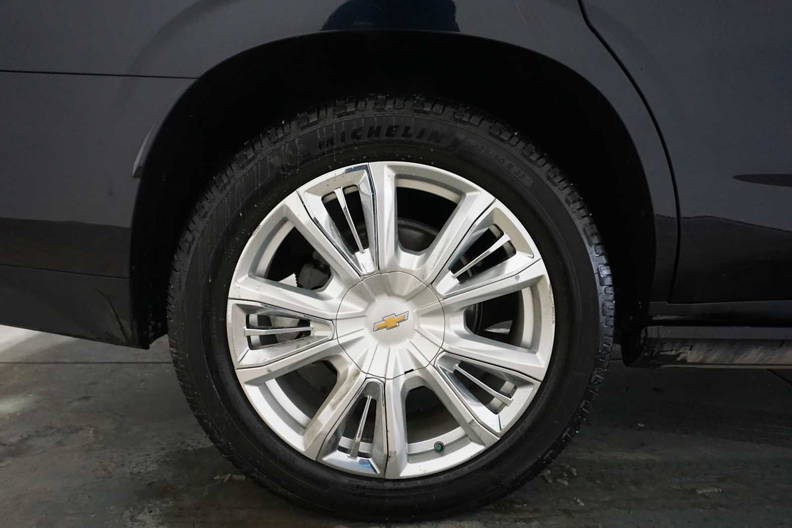Thumbnail: 2021 Chevrolet Tahoe - 11