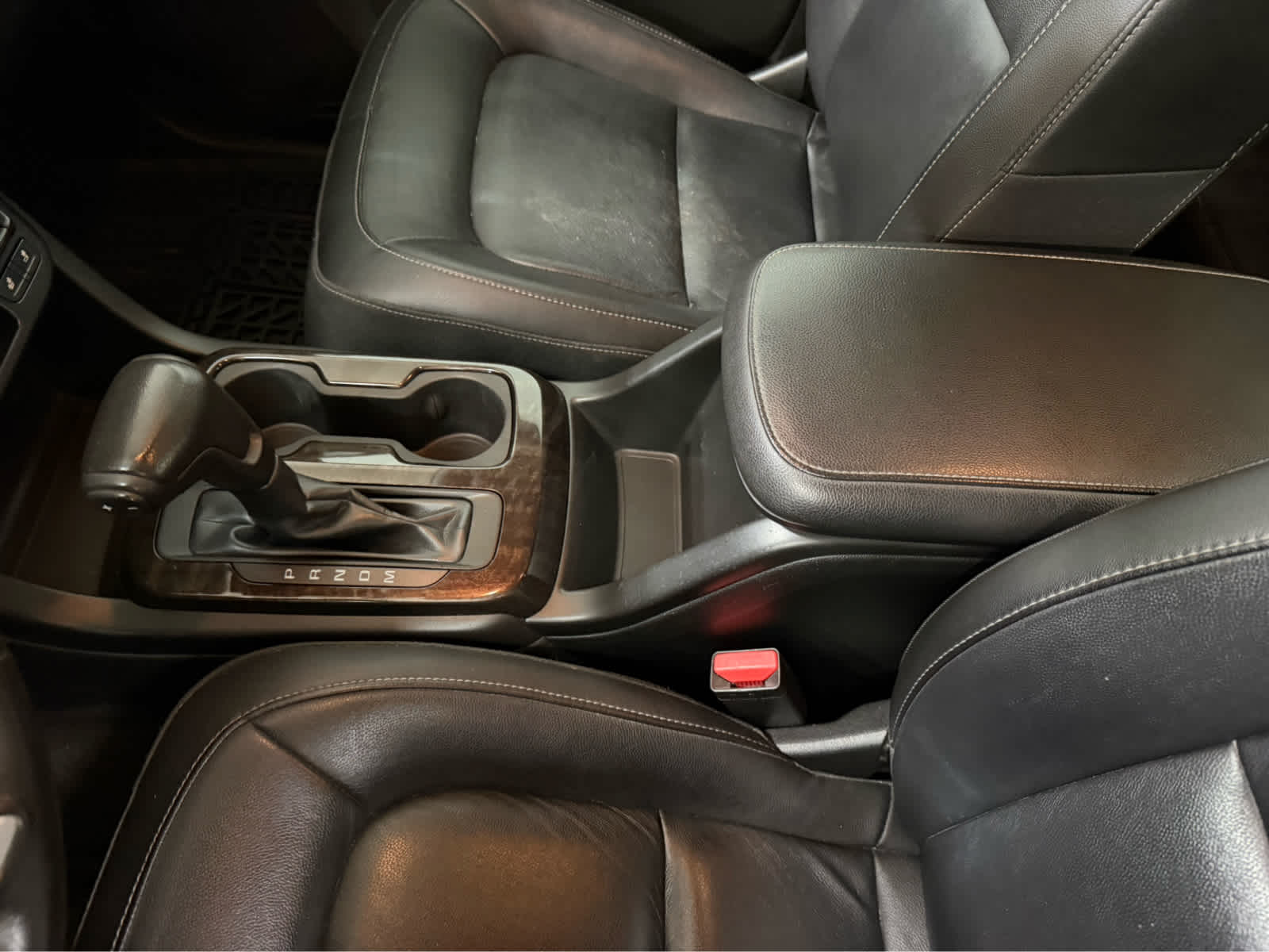 Thumbnail: 2015 GMC Canyon - 22