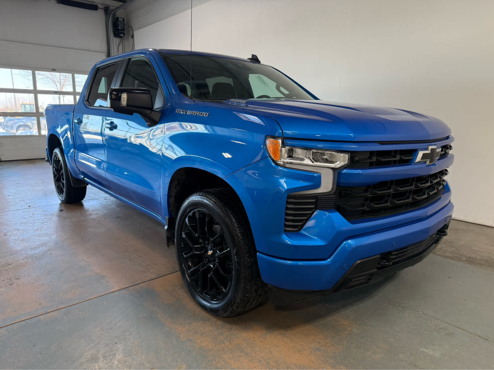 Thumbnail: 2025 Chevrolet Silverado 1500 - 5