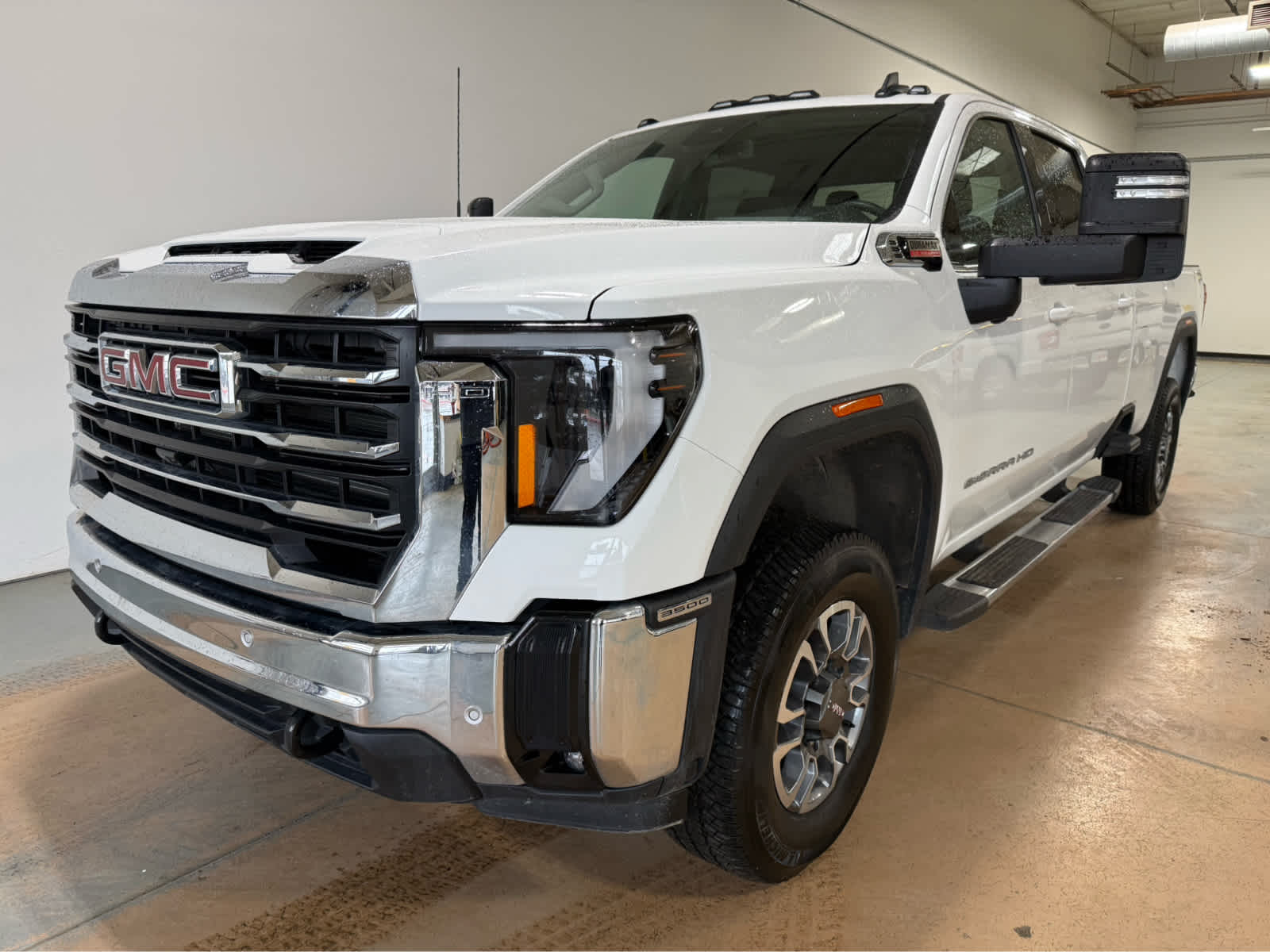 Thumbnail: 2025 GMC Sierra 3500 - 1