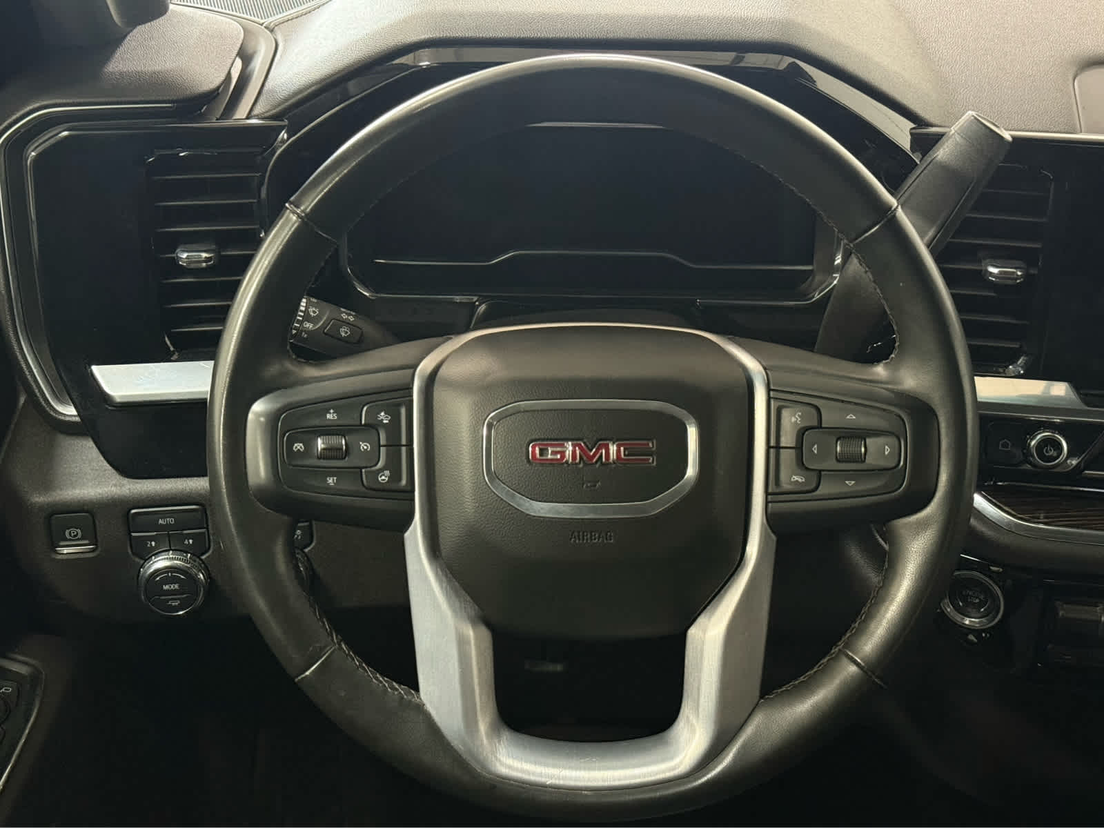 Thumbnail: 2023 GMC Sierra 1500 - 18