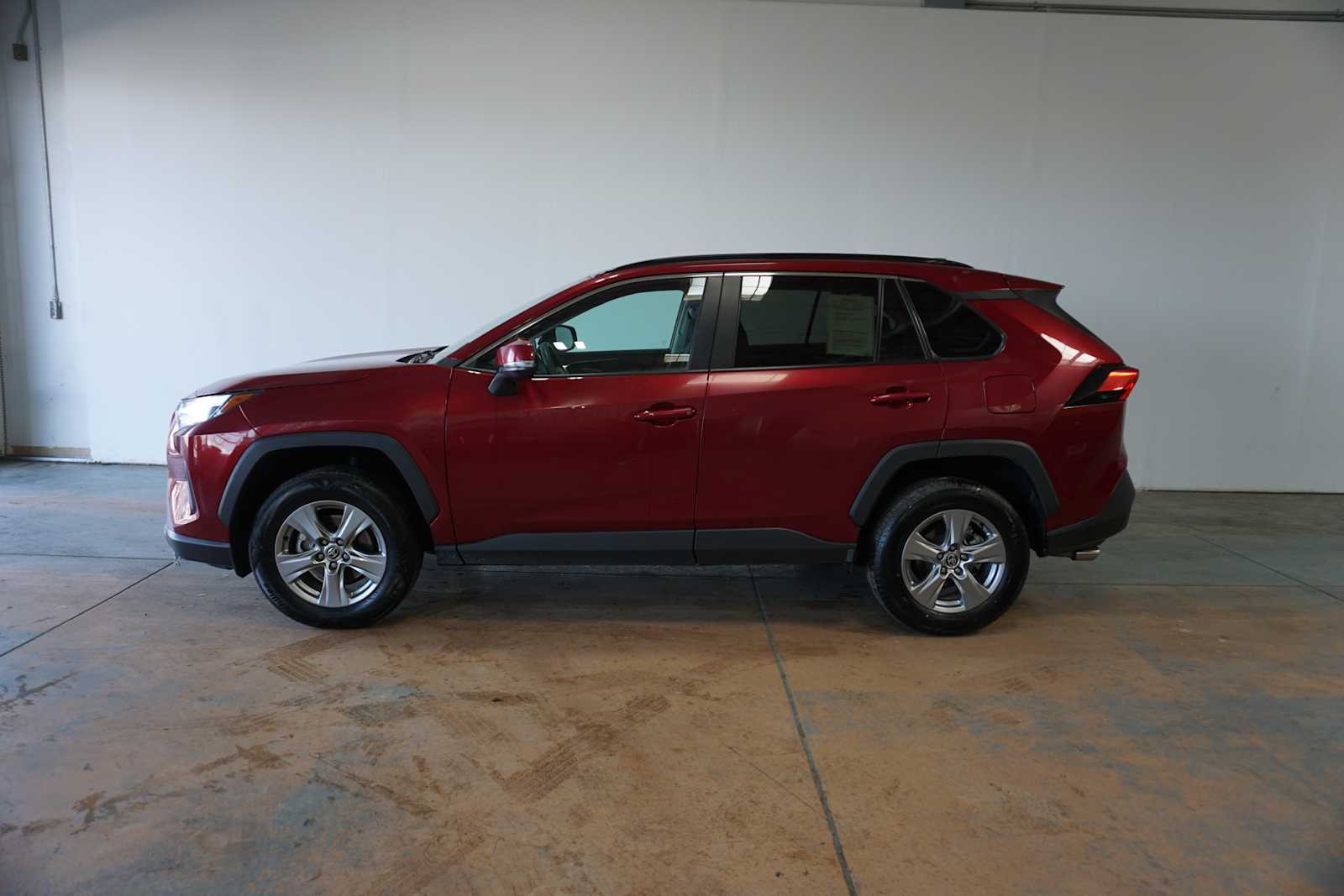 Thumbnail: 2023 Toyota RAV4 - 3