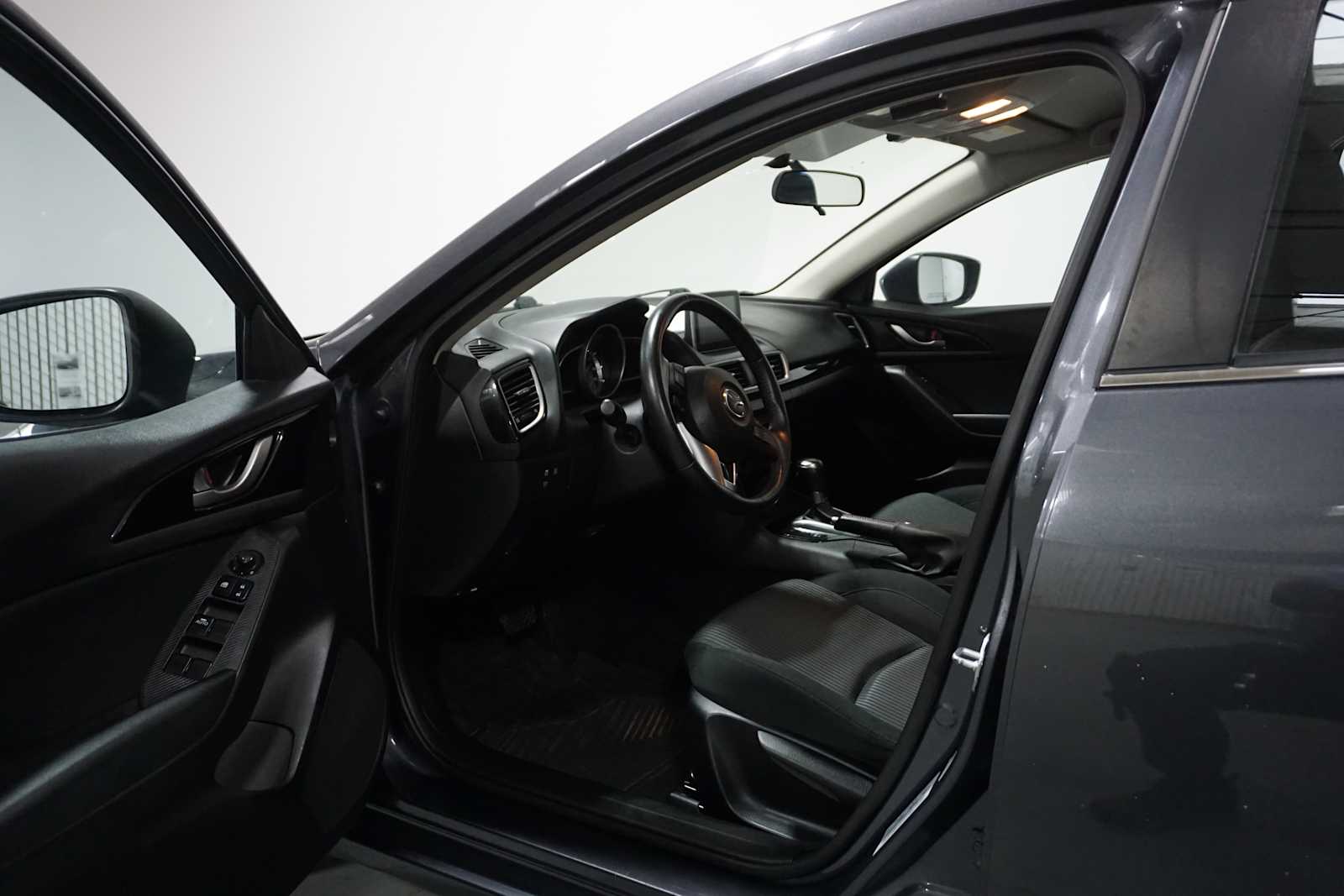 Thumbnail: 2015 Mazda Mazda3 - 13