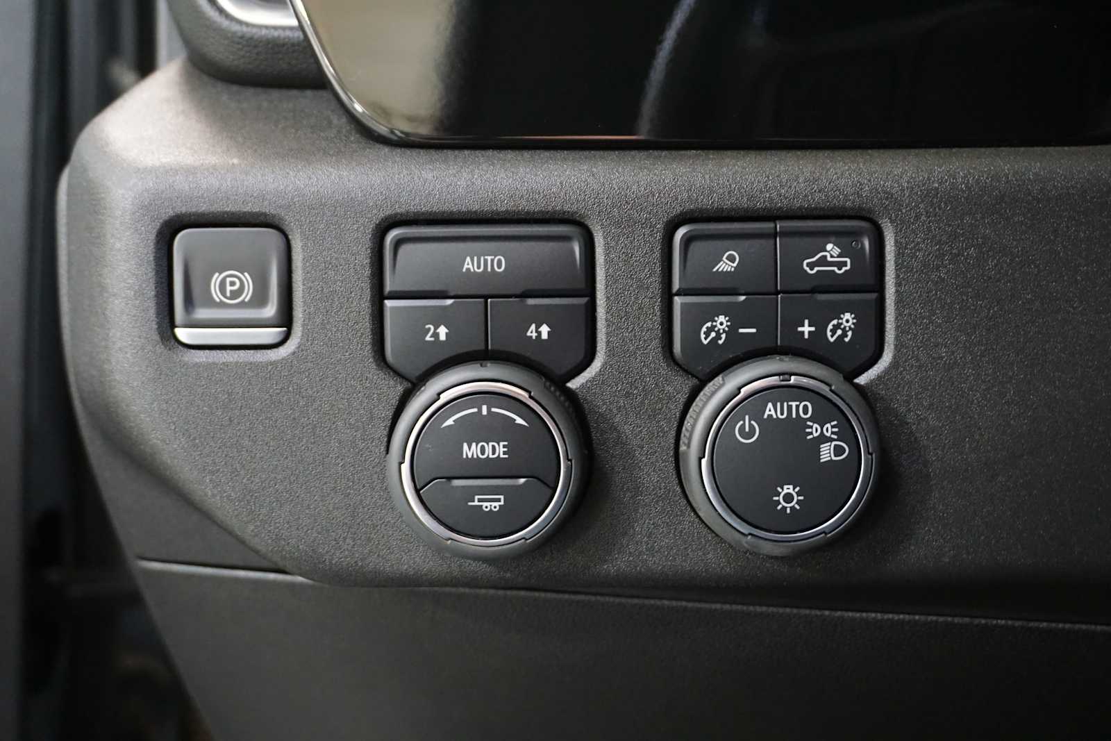 Thumbnail: 2023 Chevrolet Silverado 1500 - 24