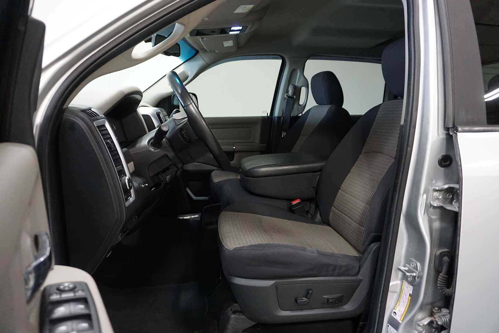Thumbnail: 2010 Dodge Ram 2500 - 13