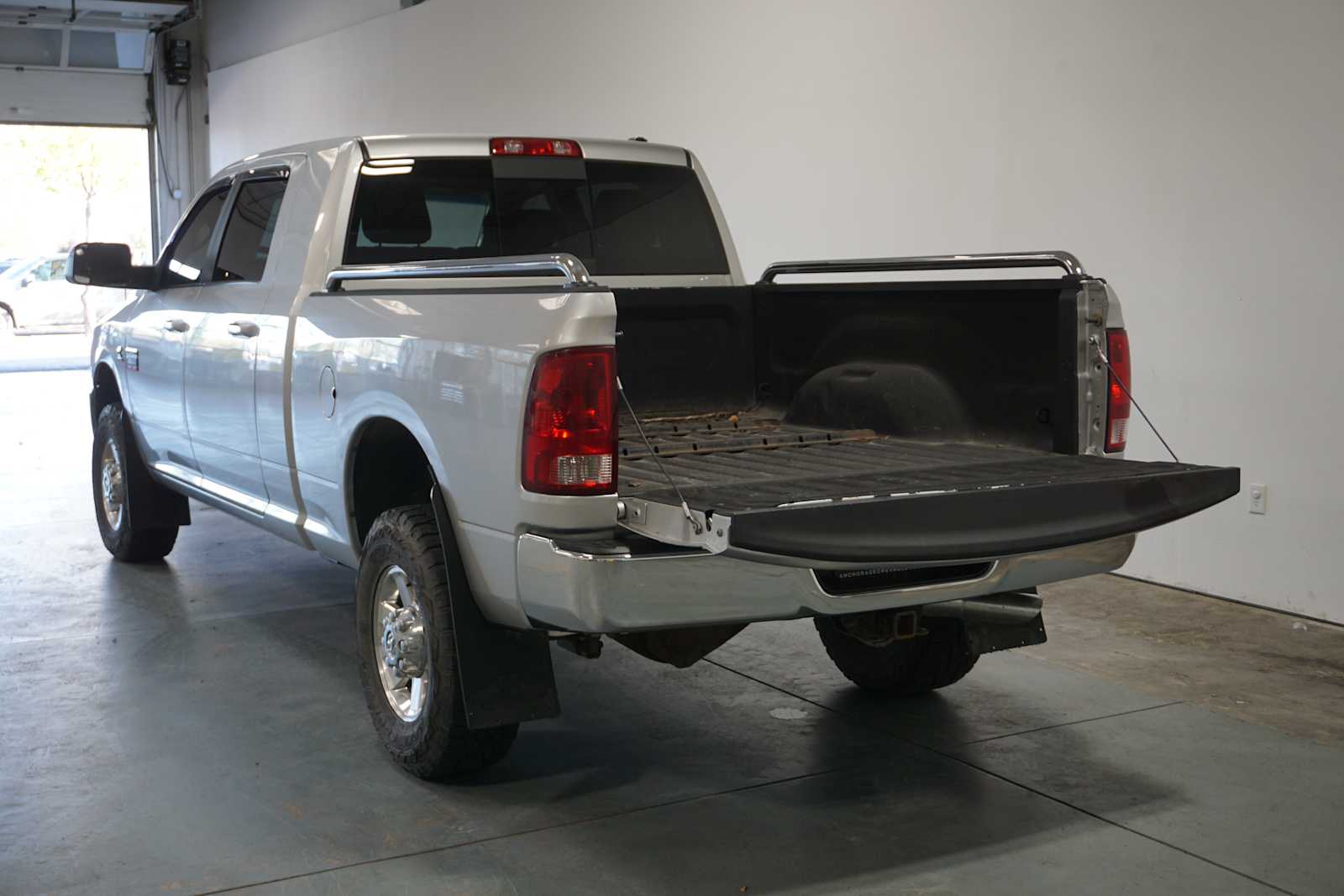 Thumbnail: 2010 Dodge Ram 2500 - 4