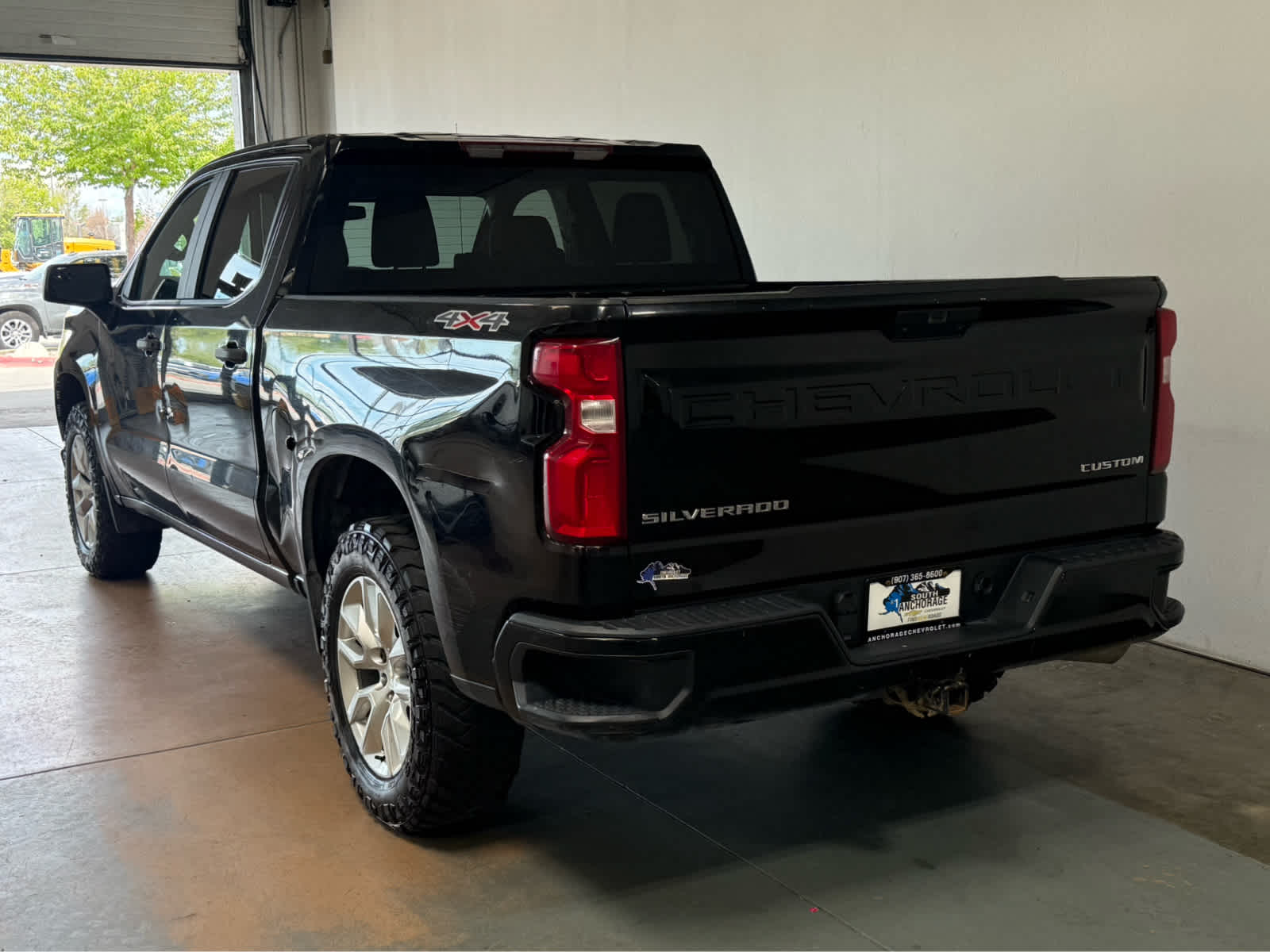 Thumbnail: 2019 Chevrolet Silverado 1500 - 3