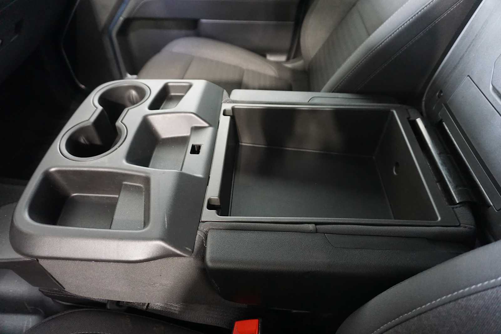 Thumbnail: 2024 Chevrolet Silverado 1500 - 20