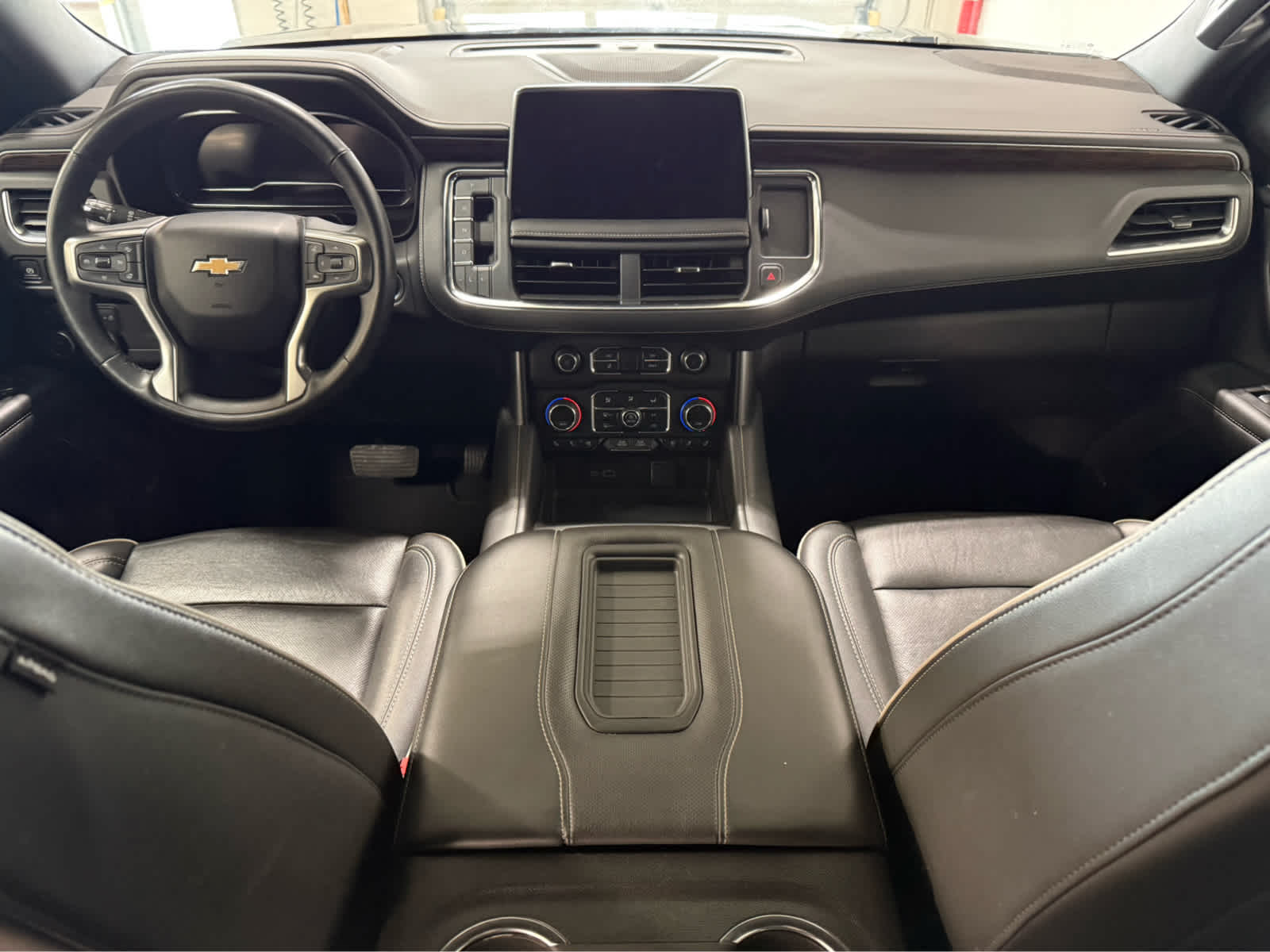 Thumbnail: 2024 Chevrolet Suburban - 18