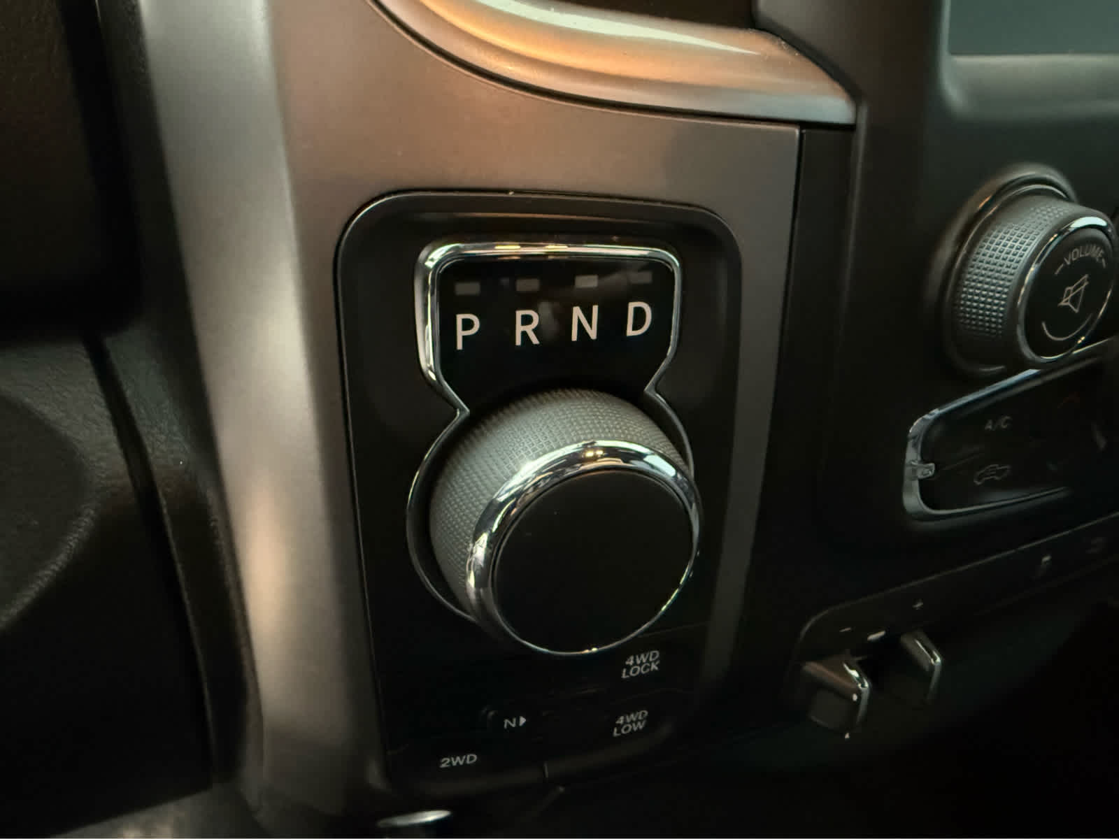 Thumbnail: 2022 RAM 1500 Classic - 25