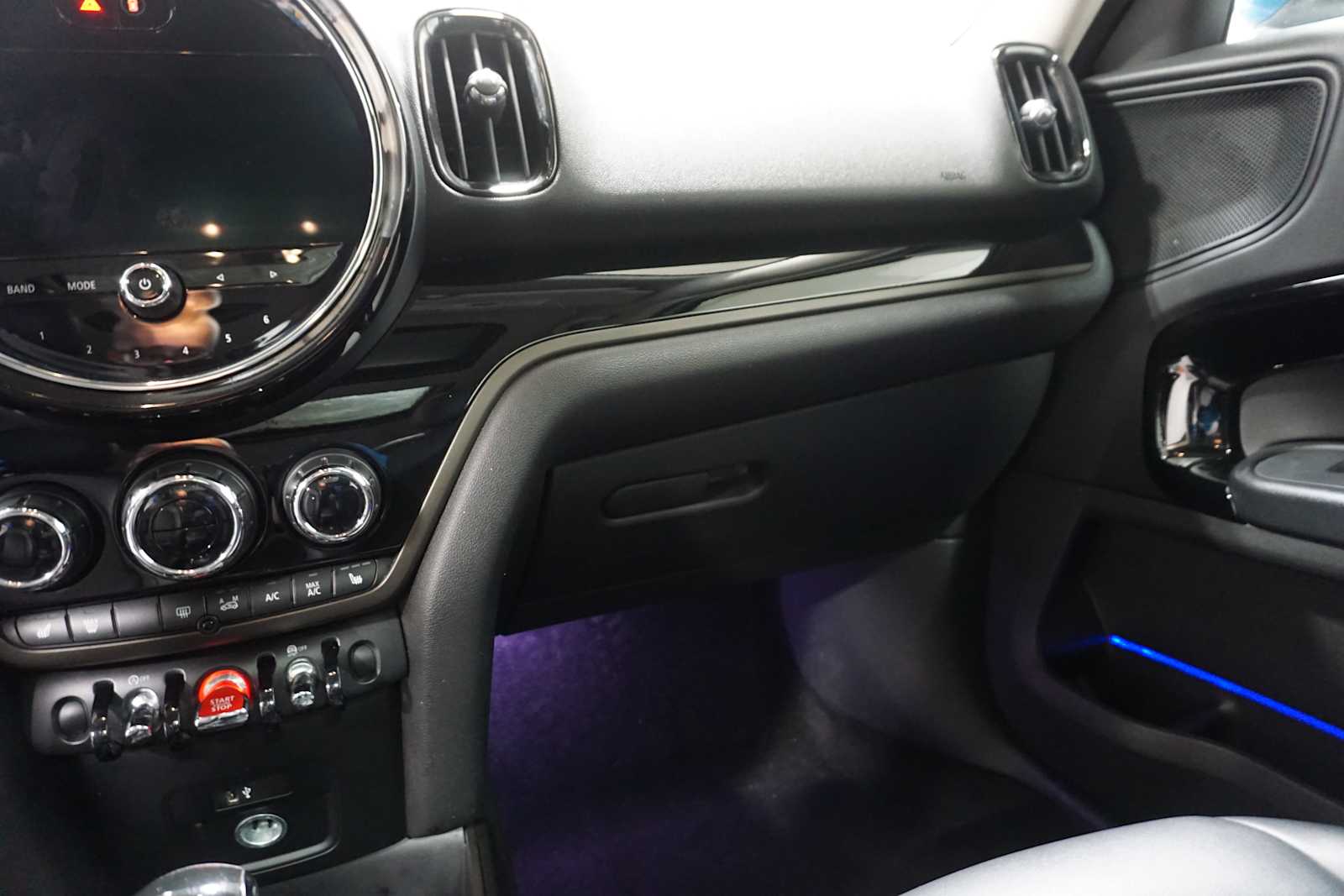 Thumbnail: 2022 MINI Cooper Countryman - 18