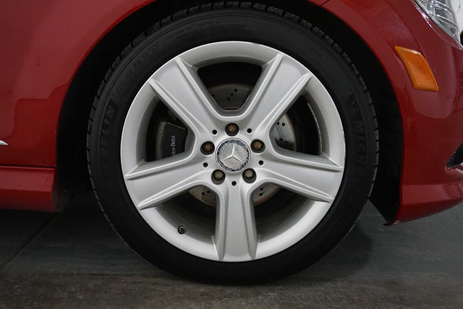 Thumbnail: 2010 Mercedes-Benz C-Class - 11