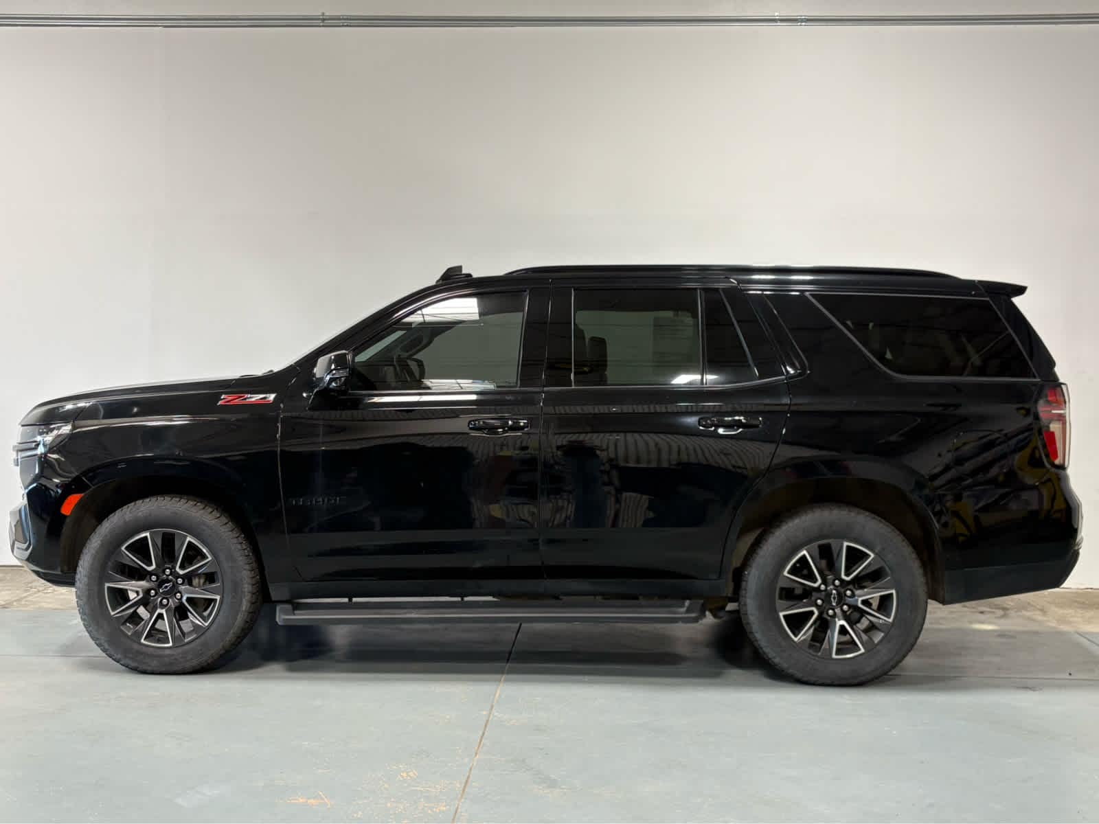 Thumbnail: 2021 Chevrolet Tahoe - 2