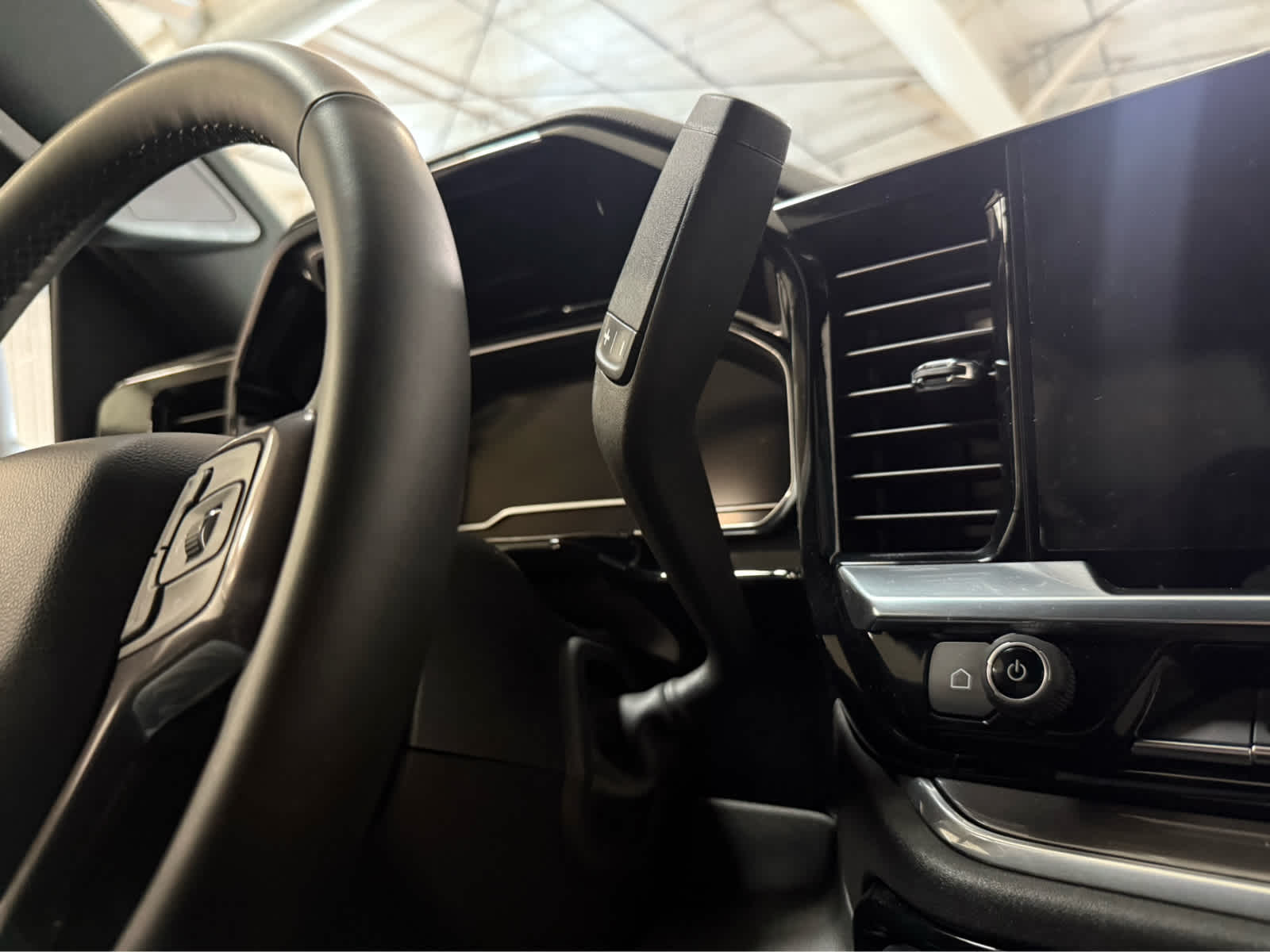 Thumbnail: 2024 Chevrolet Silverado 2500 - 25