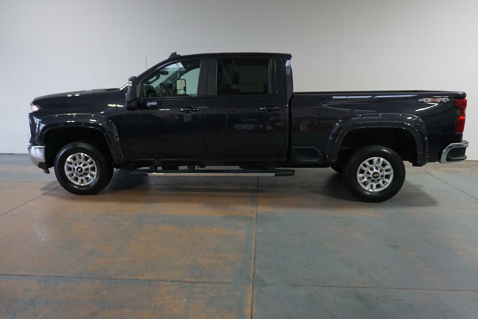 Thumbnail: 2024 Chevrolet Silverado 2500 - 2