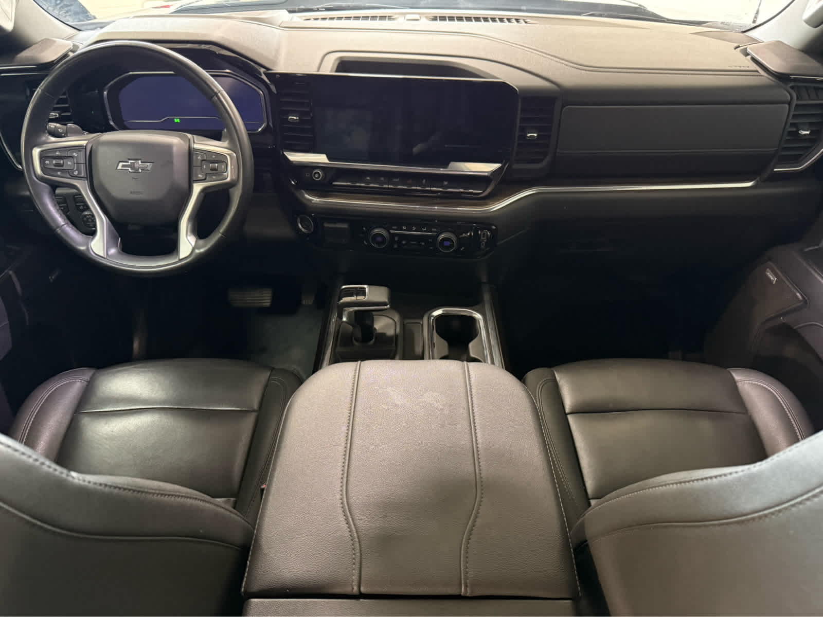Thumbnail: 2023 Chevrolet Silverado 1500 - 17
