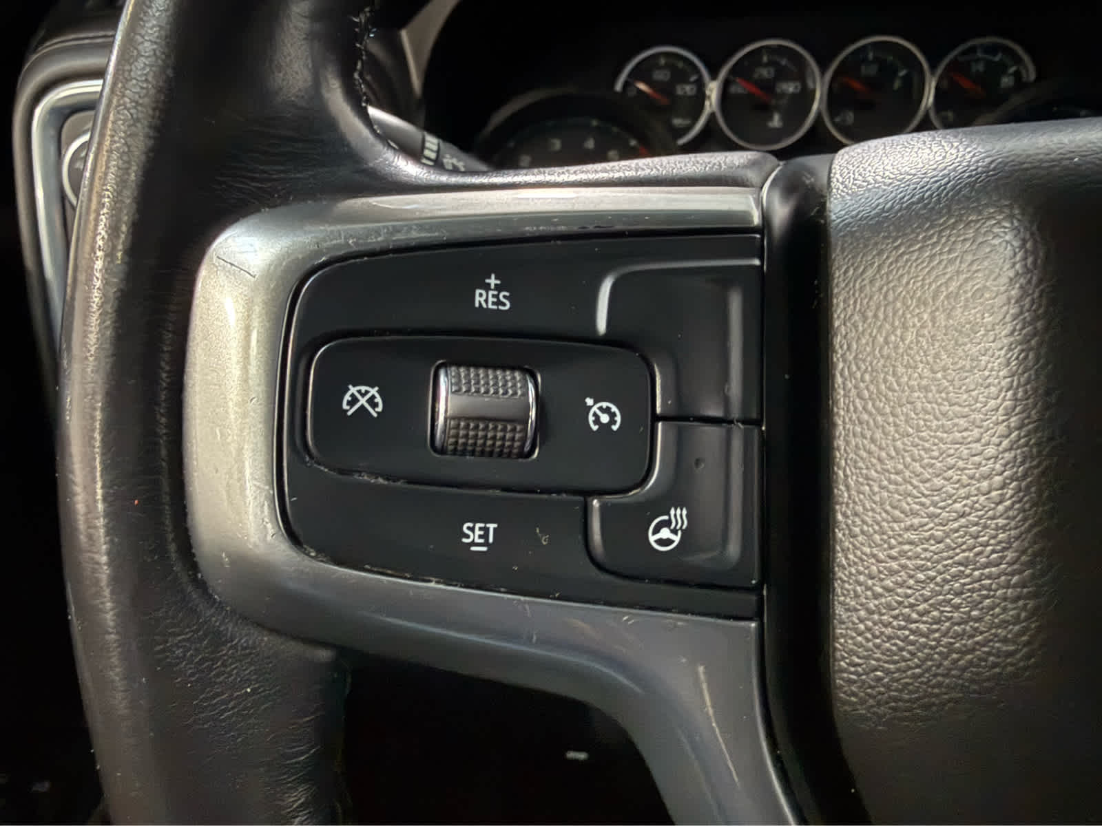 Thumbnail: 2020 Chevrolet Silverado 1500 - 19