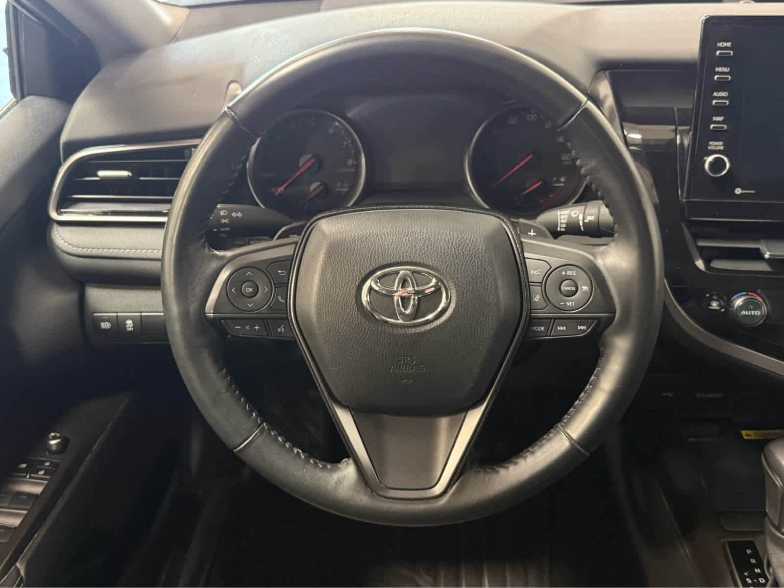 Thumbnail: 2023 Toyota Camry - 17