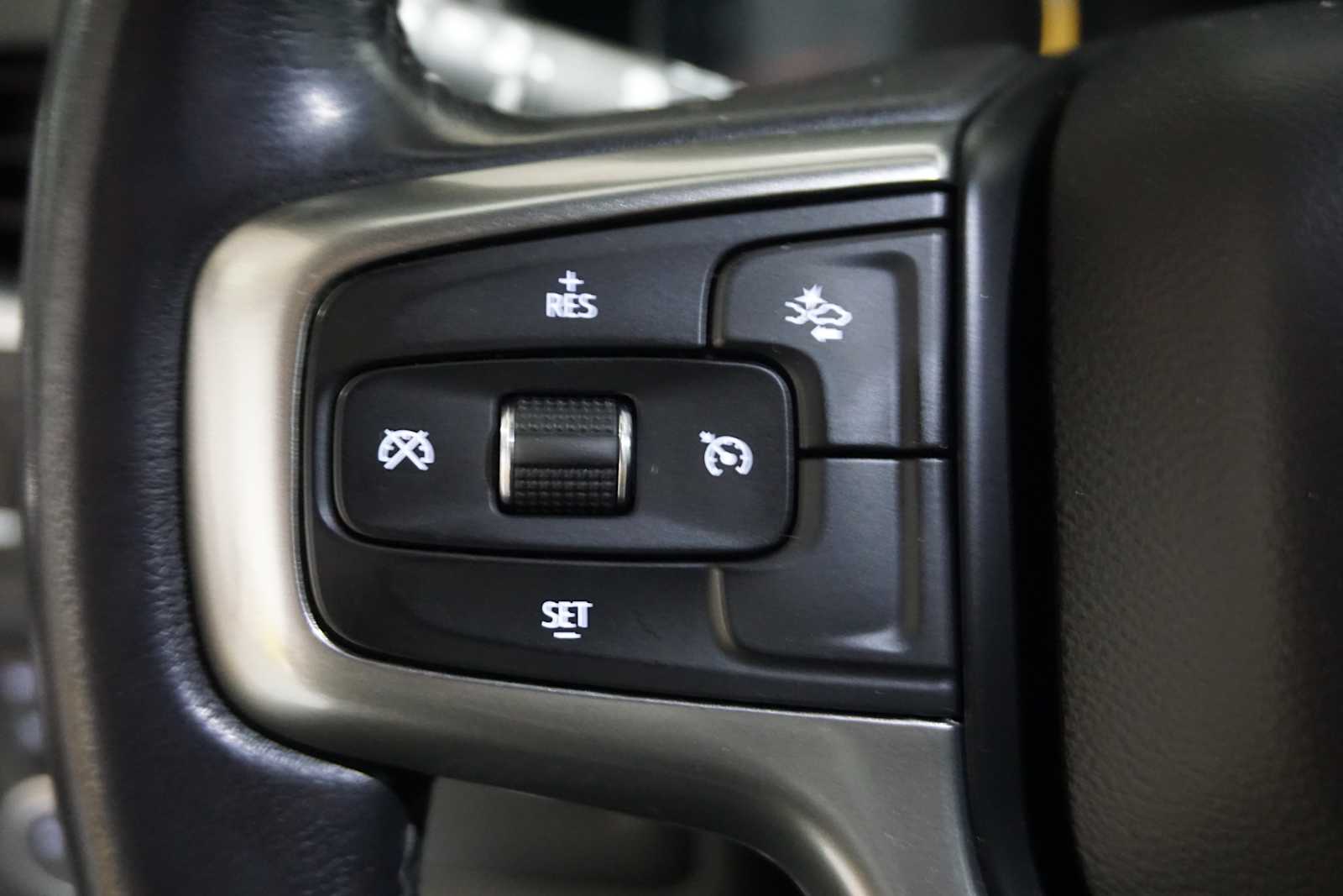 Thumbnail: 2021 Chevrolet Suburban - 27