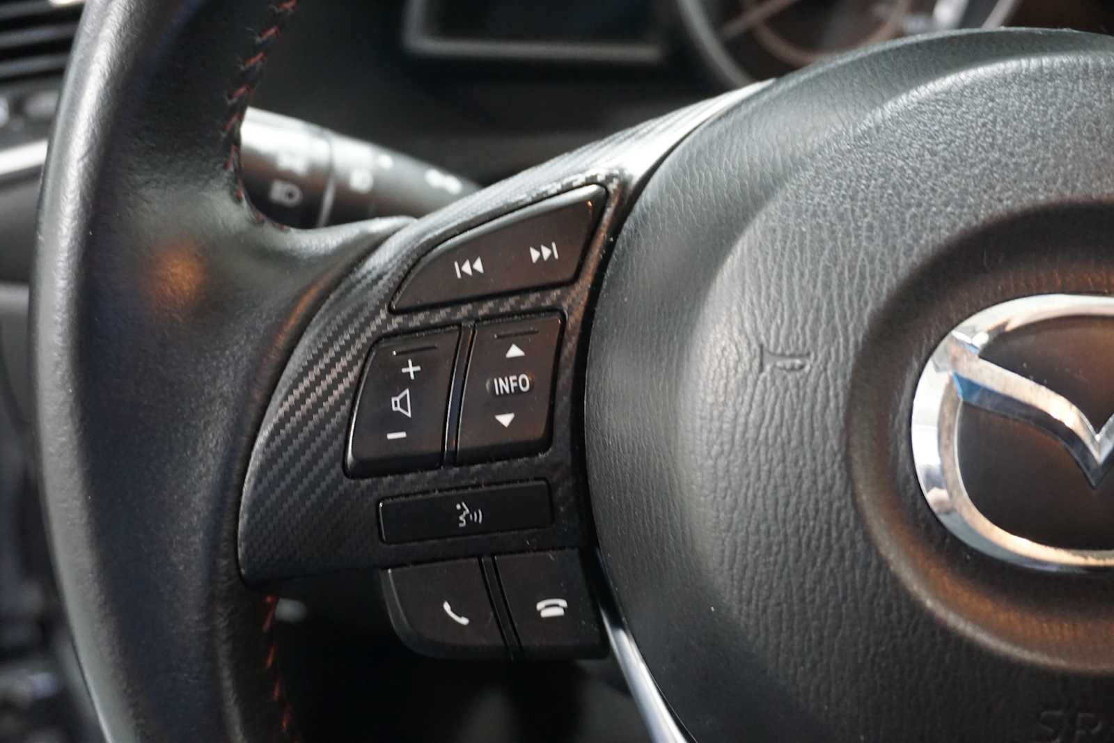 Thumbnail: 2015 Mazda Mazda3 - 25