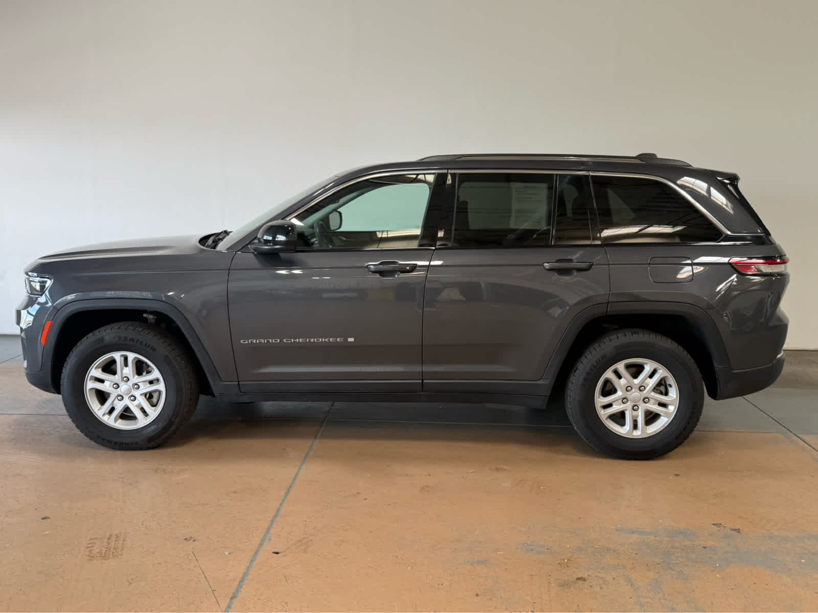 Thumbnail: 2024 Jeep Grand Cherokee - 2
