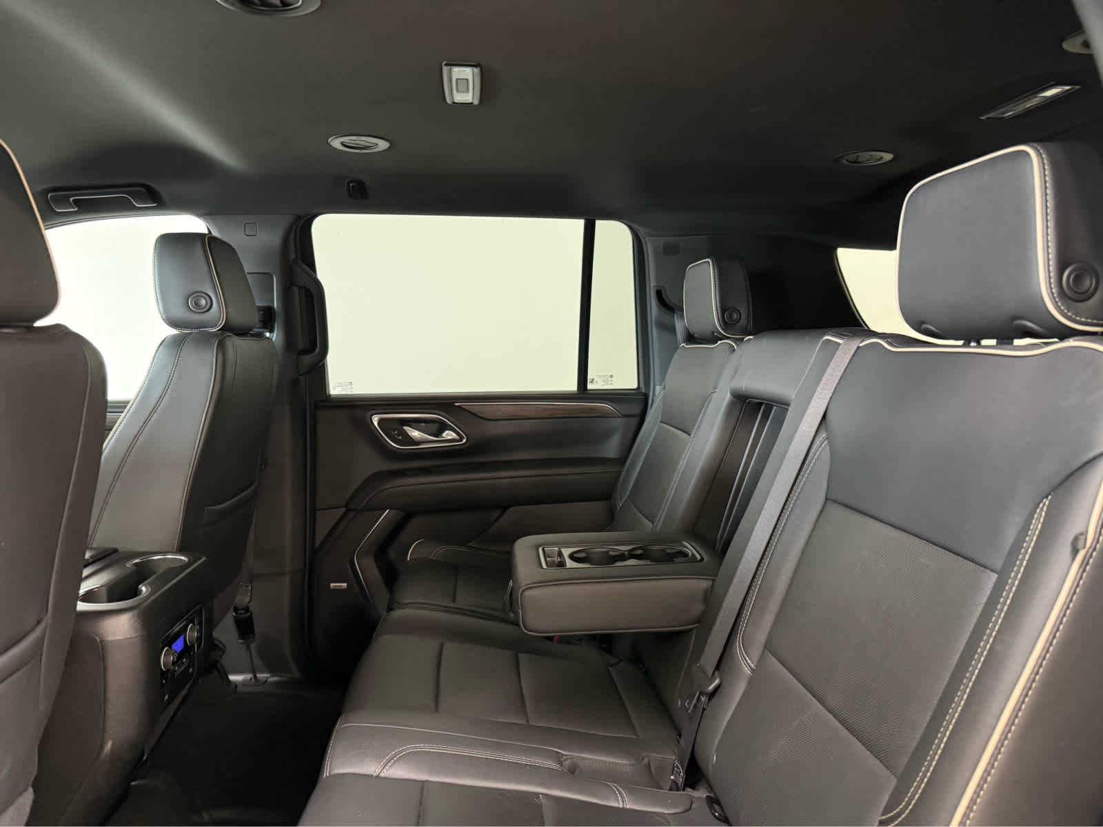 Thumbnail: 2024 Chevrolet Suburban - 16