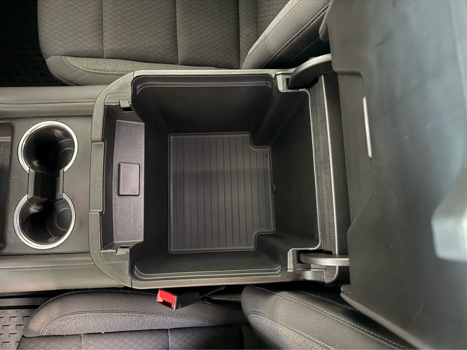 Thumbnail: 2023 Chevrolet Tahoe - 24