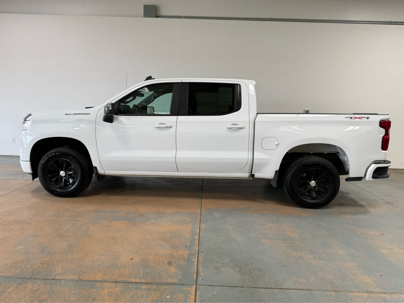 Thumbnail: 2025 Chevrolet Silverado 1500 - 2