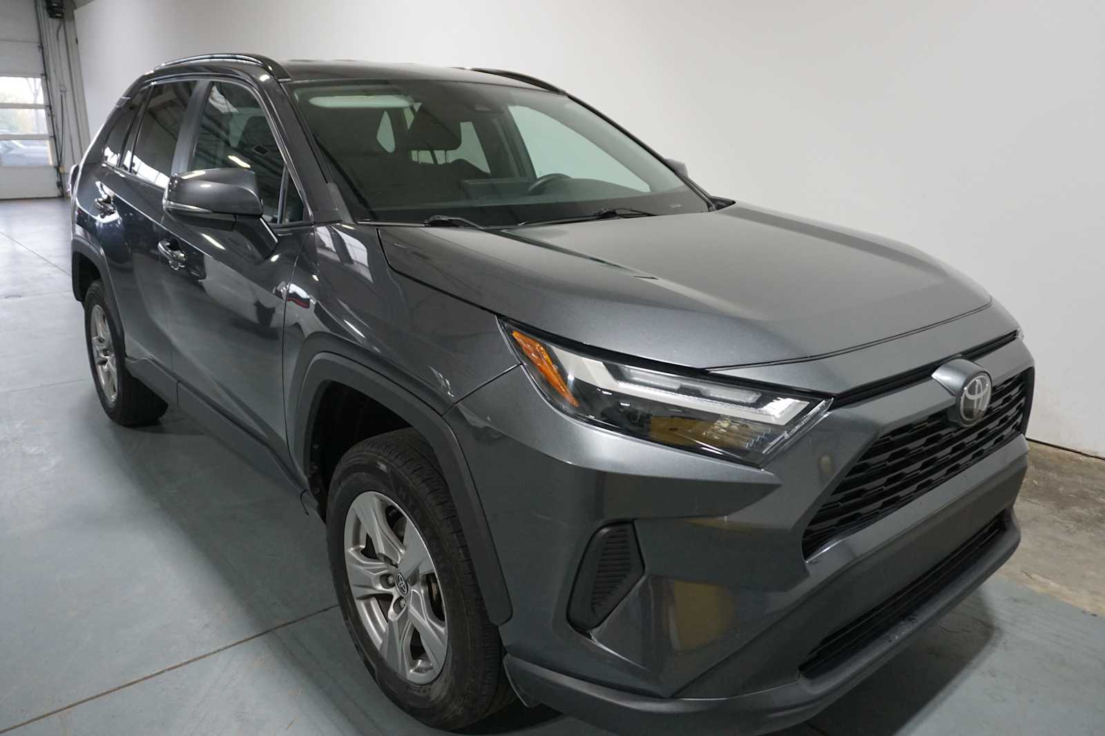 Thumbnail: 2023 Toyota RAV4 - 4