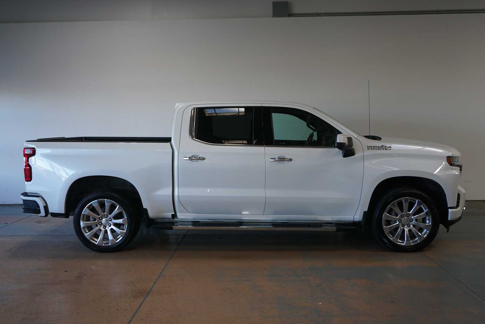 Thumbnail: 2022 Chevrolet Silverado 1500 - 6