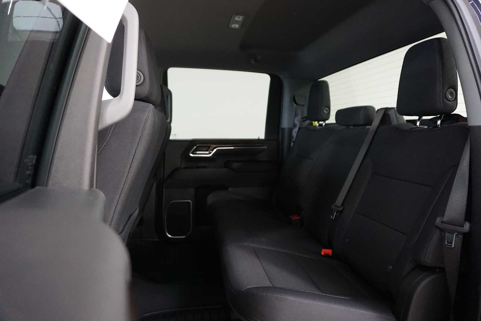 Thumbnail: 2024 Chevrolet Silverado 2500 - 15