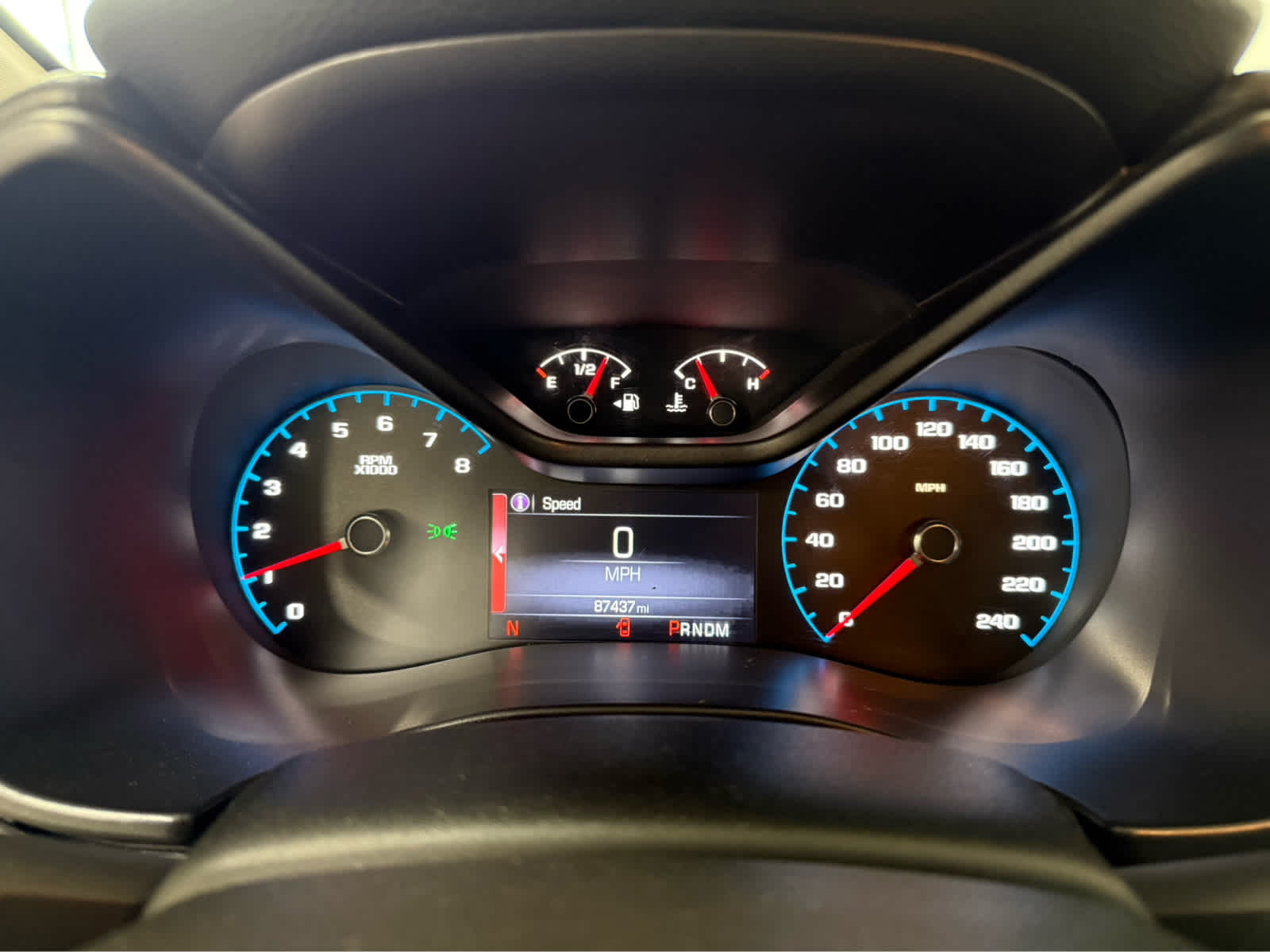 Thumbnail: 2015 GMC Canyon - 26