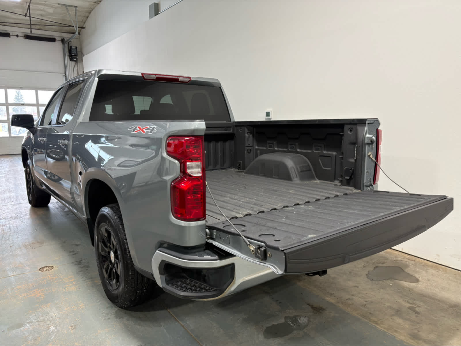 Thumbnail: 2025 Chevrolet Silverado 1500 - 4