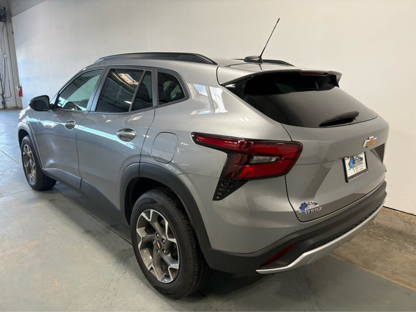 Thumbnail: 2025 Chevrolet Trax - 3