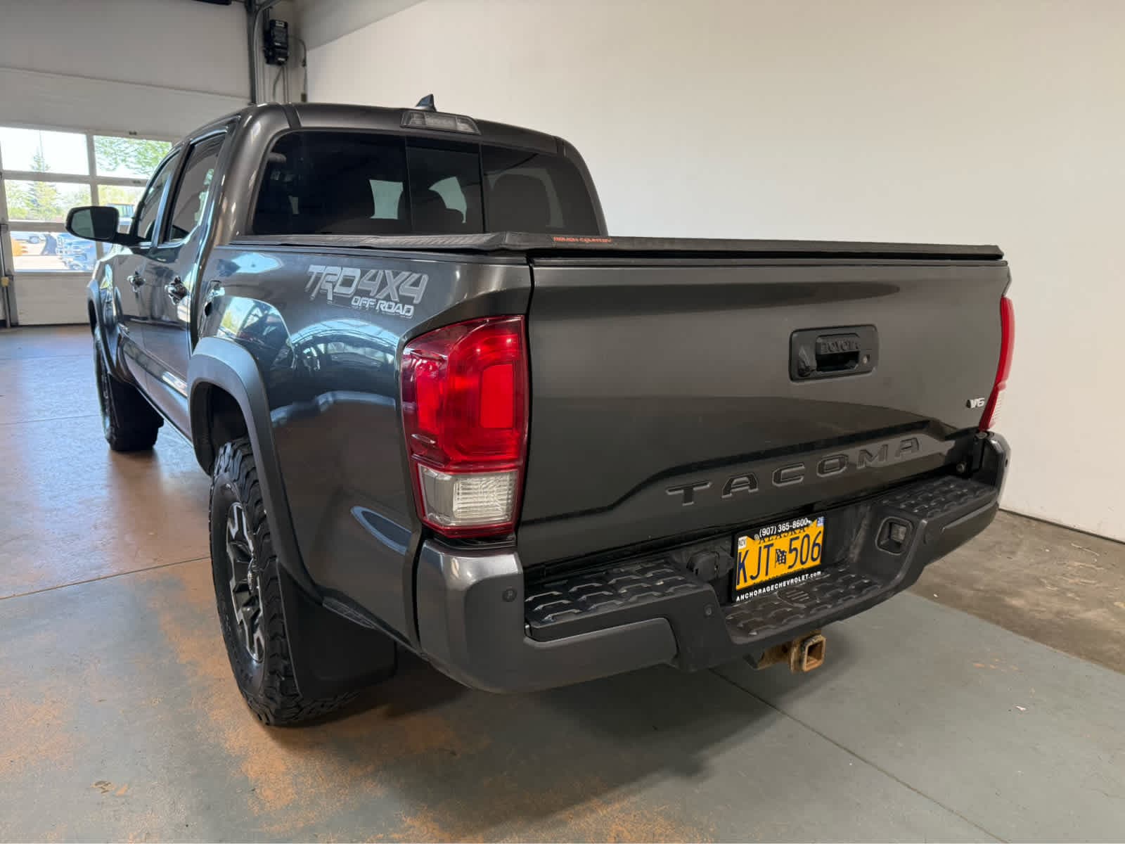 Thumbnail: 2017 Toyota Tacoma - 3