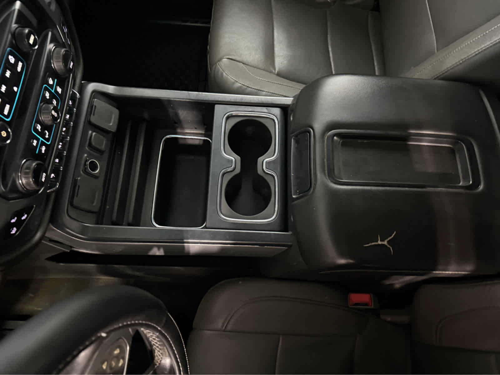 Thumbnail: 2014 Chevrolet Silverado 1500 - 23