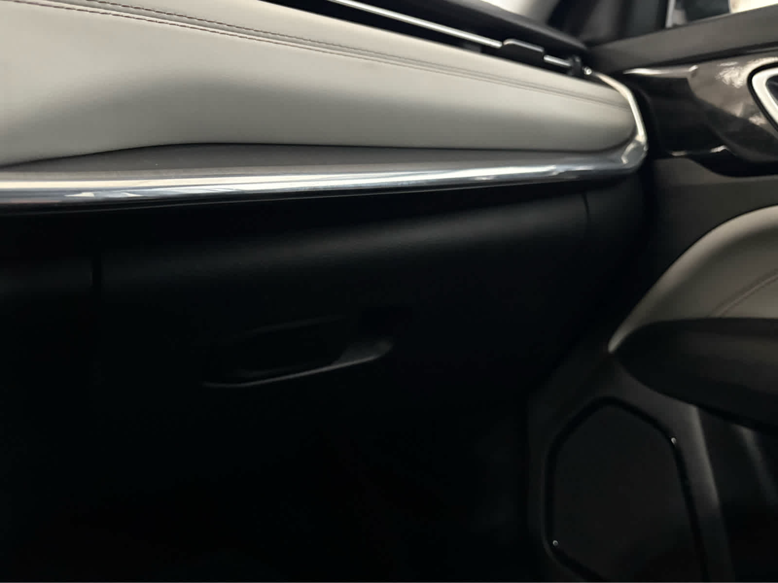 Thumbnail: 2022 Jeep Compass - 26
