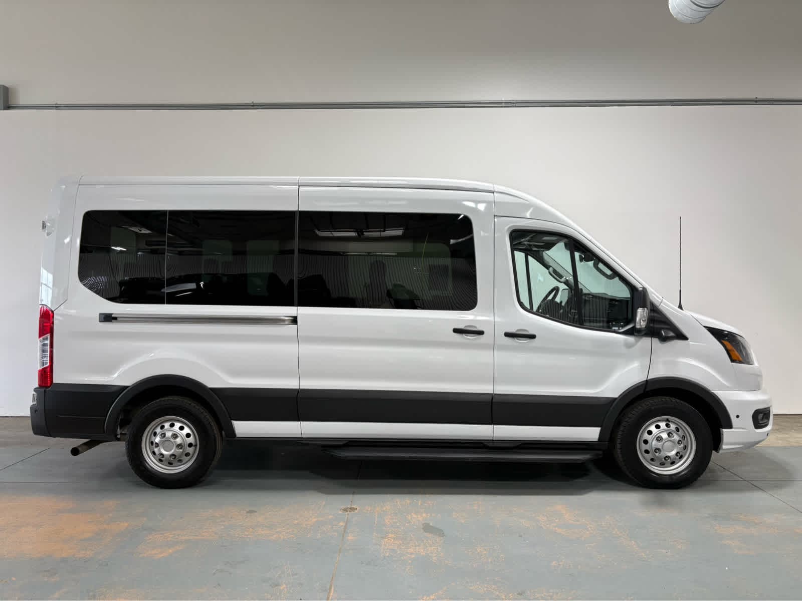 Thumbnail: 2024 Ford Econoline - 5