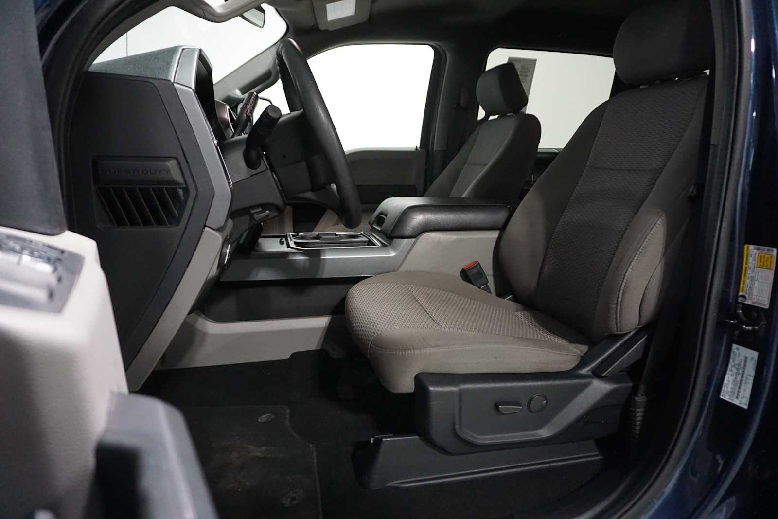 Thumbnail: 2020 Ford F-250 - 12