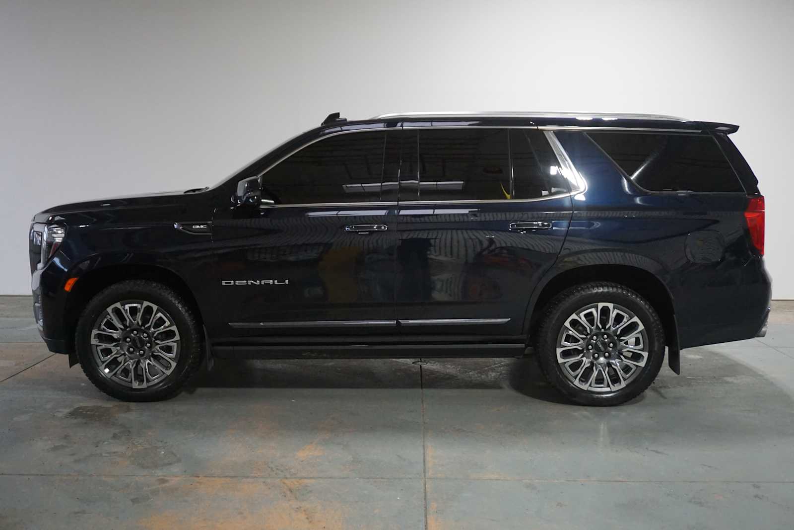 Thumbnail: 2023 GMC Yukon - 2