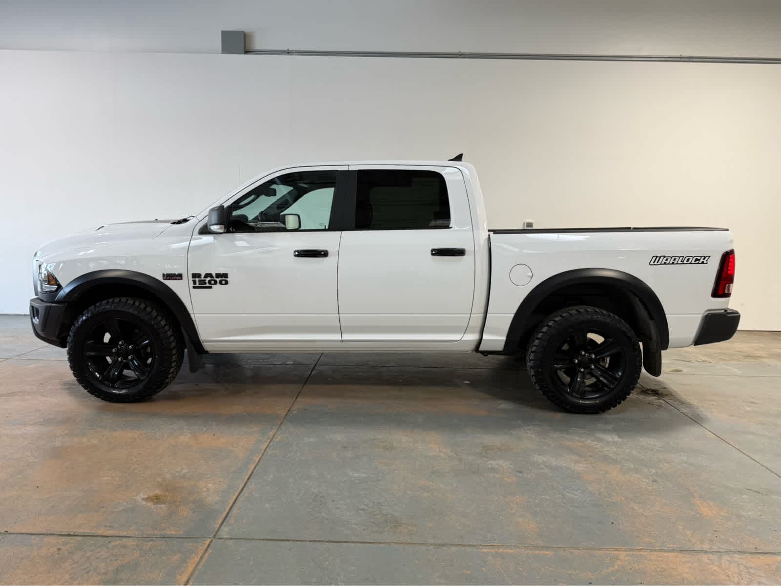 Thumbnail: 2023 RAM 1500 Classic - 2